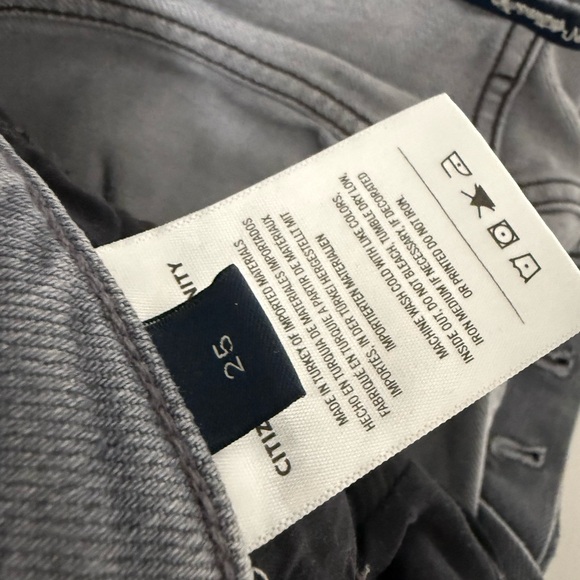 Citizens of Humanity 
Emerson Slim Boyfriend Jeans - Picture 6 of 9